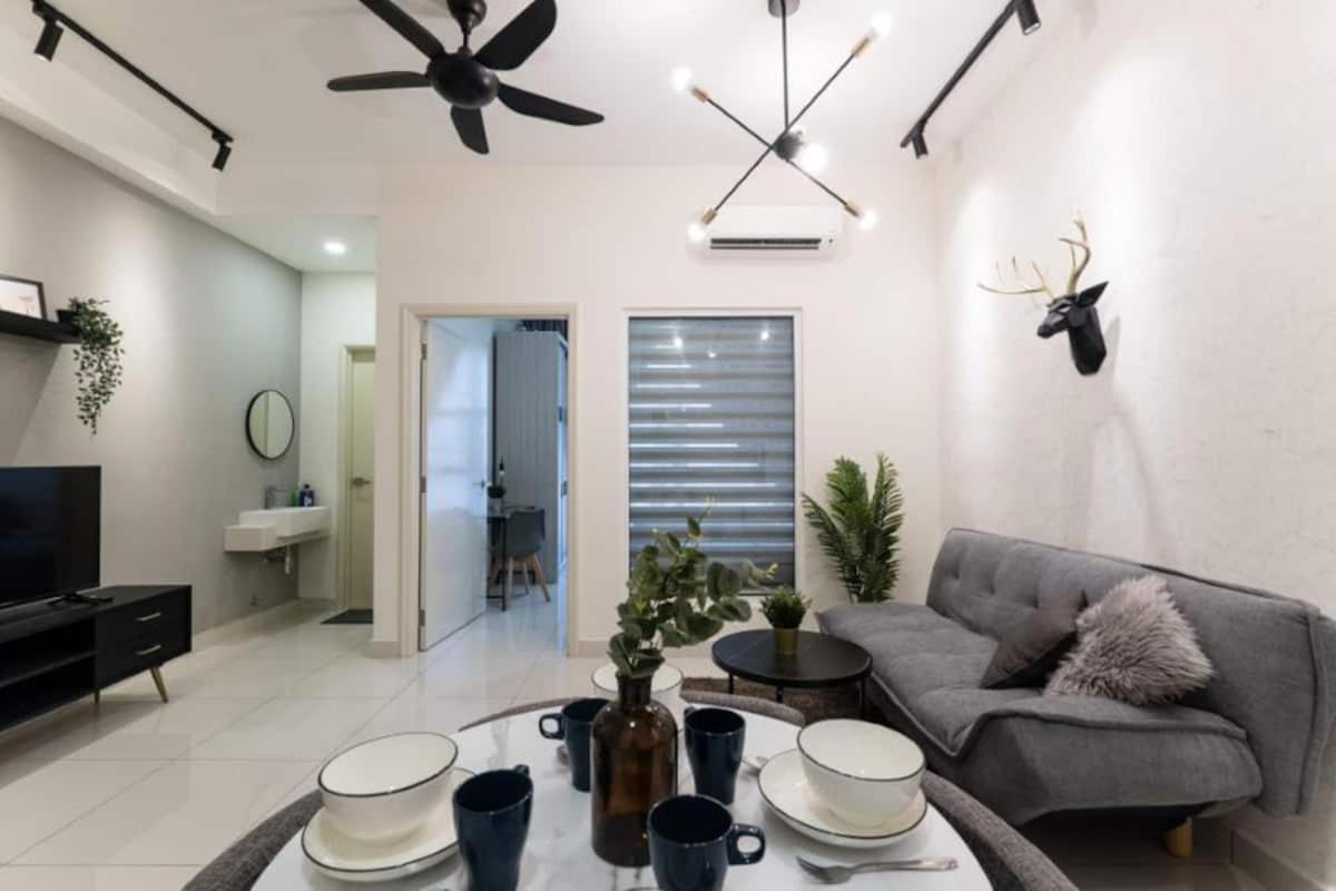 Arte Mont Kiara 3Pax Jacuzzi Pool Gym Near Mitec Matrade Apartment Kuala Lumpur Ngoại thất bức ảnh