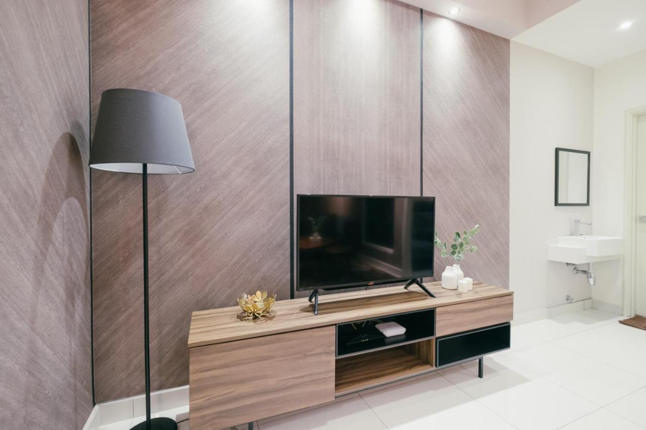 Arte Mont Kiara 3Pax Jacuzzi Pool Gym Near Mitec Matrade Apartment Kuala Lumpur Ngoại thất bức ảnh